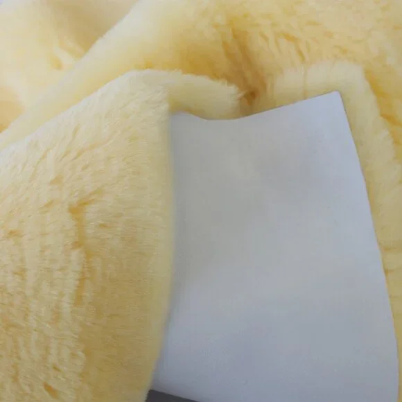 Natural Medical Classic Sheepskin Chair Pad4-PieceCornsilk17x17